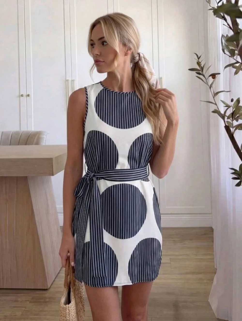 Women's White Polka Dot Round Neck Sleeveless Casual Elegant Mini Dress
